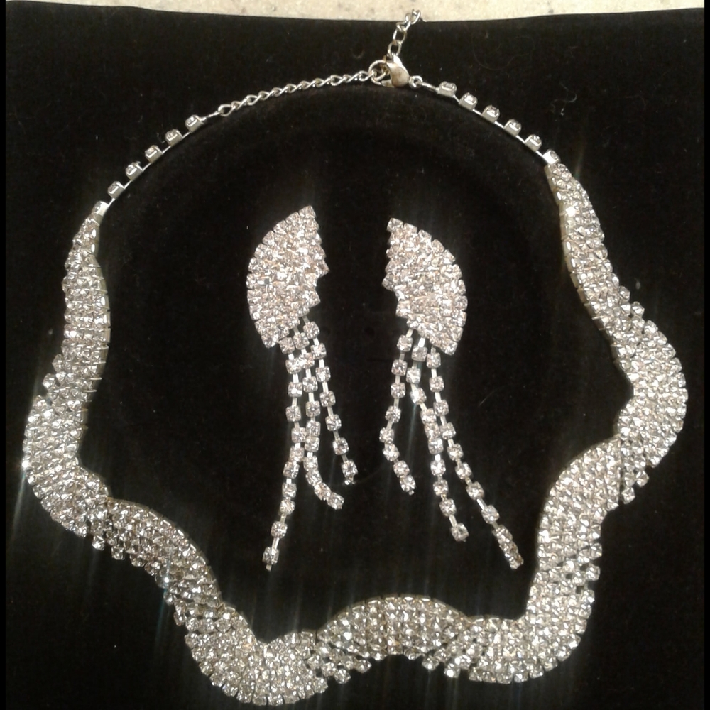 Necklace set - Picture 4 of 4